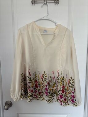 Old Navy Cream Blouse with Pink & Green Floral Border
